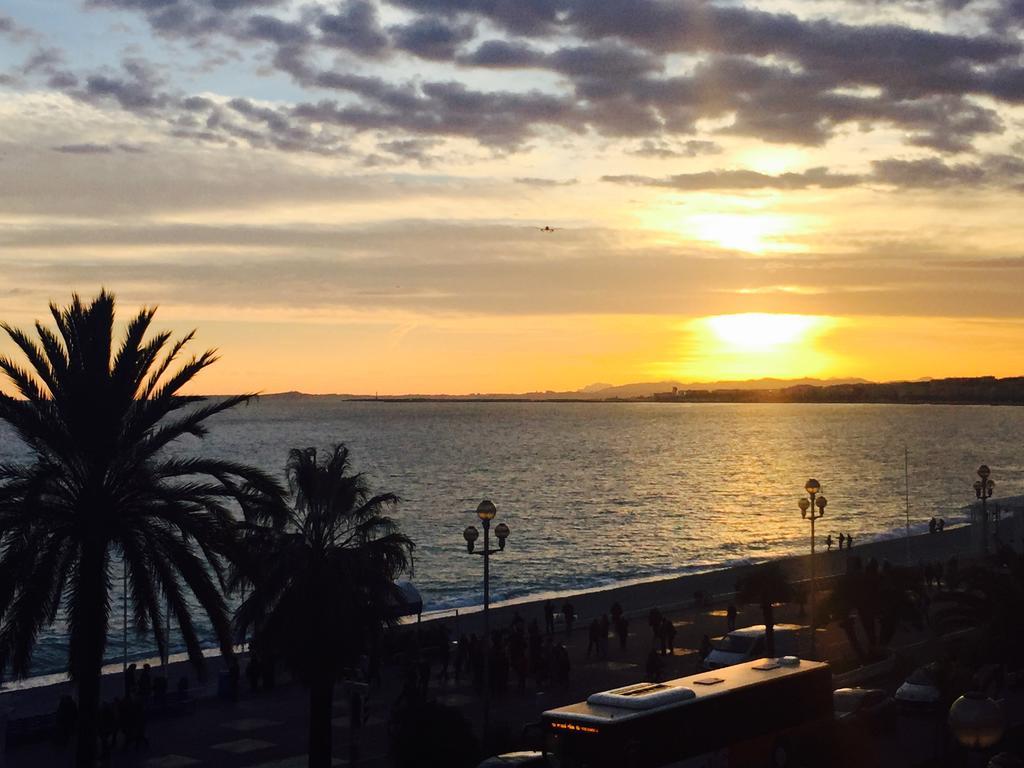 Apartment Apart-a-nice : A Breathtaking View On The Sea Nizza